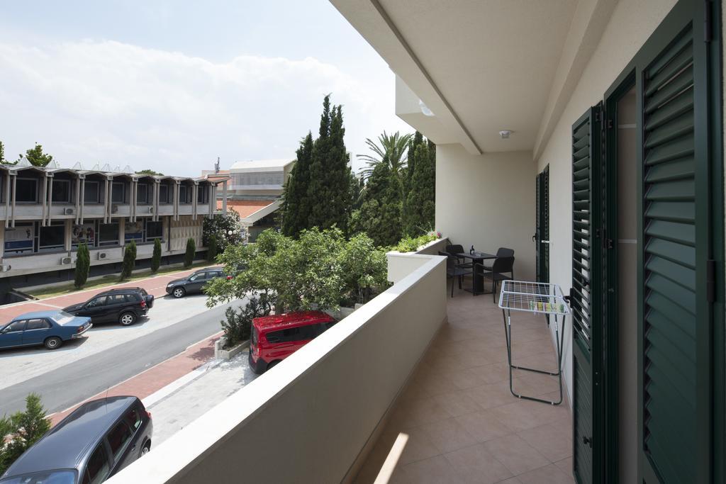 Apartments Smokva Makarska Kamer foto