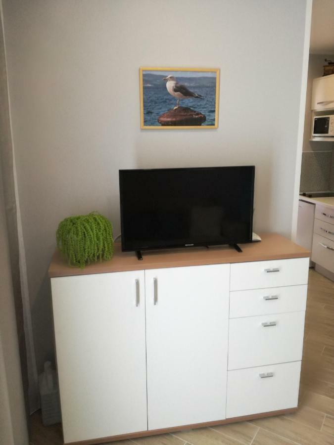Apartments Smokva Makarska Buitenkant foto