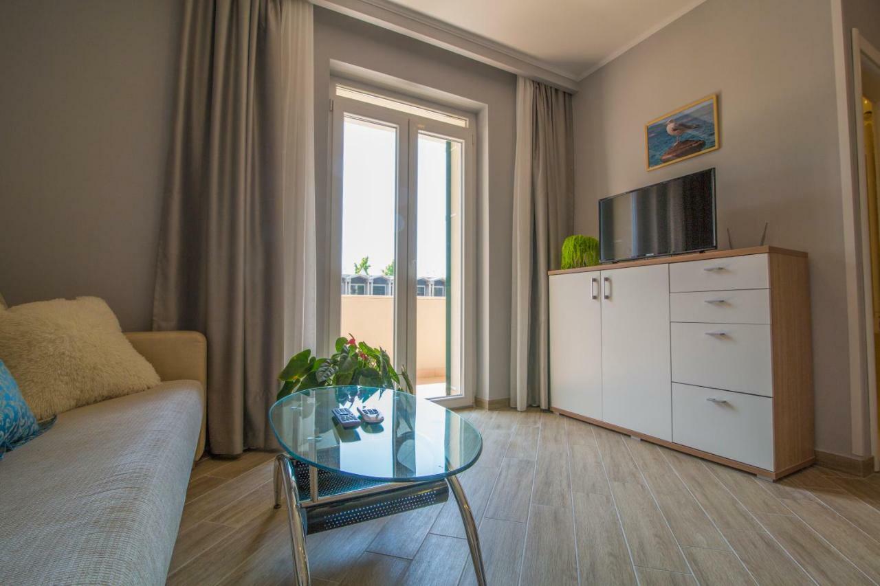 Apartments Smokva Makarska Buitenkant foto